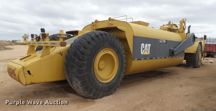 image for item DD1212 Caterpillar 637DW water wagon