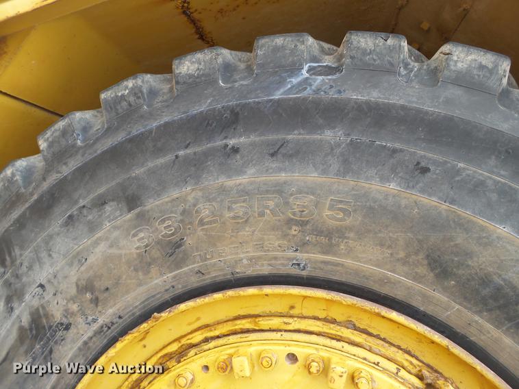 image for item DD1212 Caterpillar 637DW water wagon