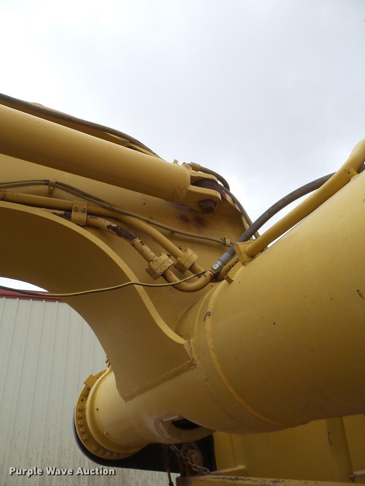 image for item DD1212 Caterpillar 637DW water wagon