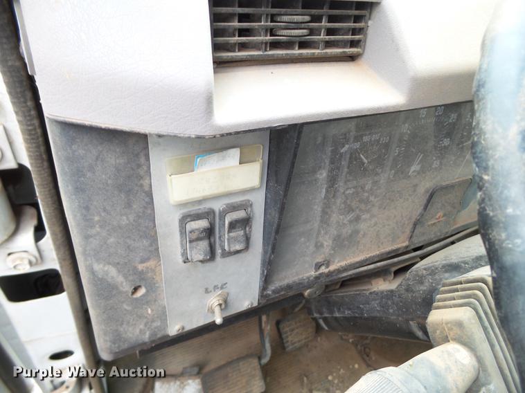 image for item DD1217 1996 International 4900 Crew Cab railroad service truck with crane