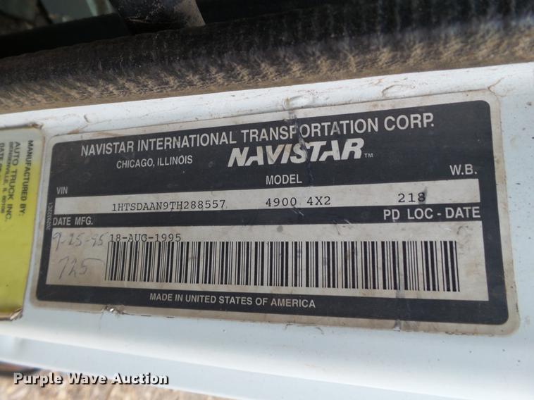 image for item DD1217 1996 International 4900 Crew Cab railroad service truck with crane