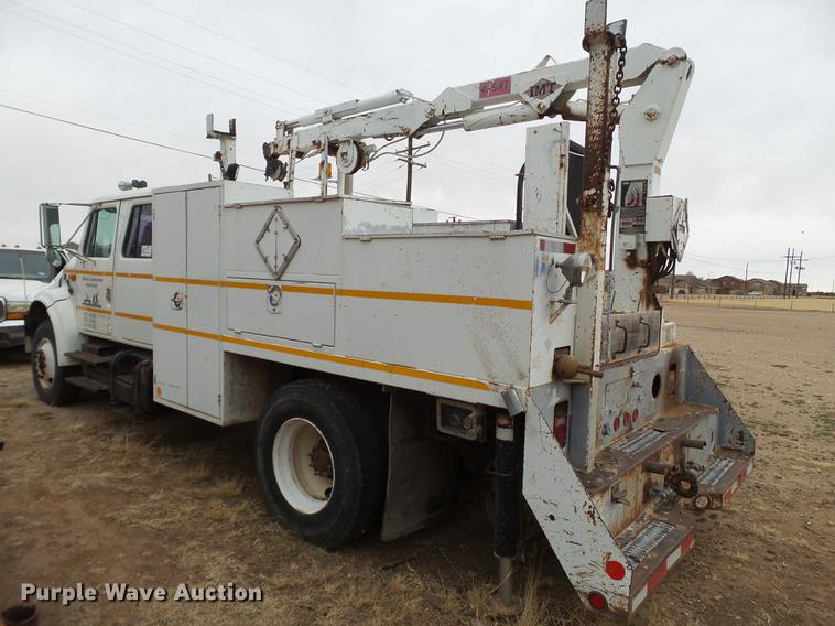 image for item DD1223 1998 International 4900 Crew Cab railroad service truck with crane