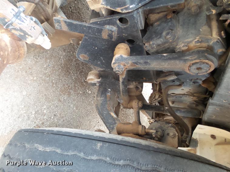 image for item DD1223 1998 International 4900 Crew Cab railroad service truck with crane