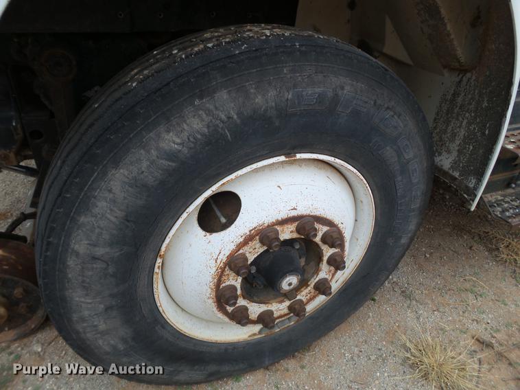 image for item DD1223 1998 International 4900 Crew Cab railroad service truck with crane