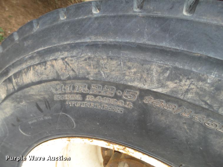 image for item DD1223 1998 International 4900 Crew Cab railroad service truck with crane