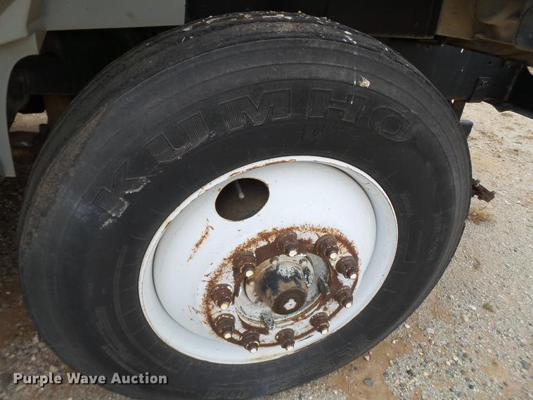 image for item DD1223 1998 International 4900 Crew Cab railroad service truck with crane