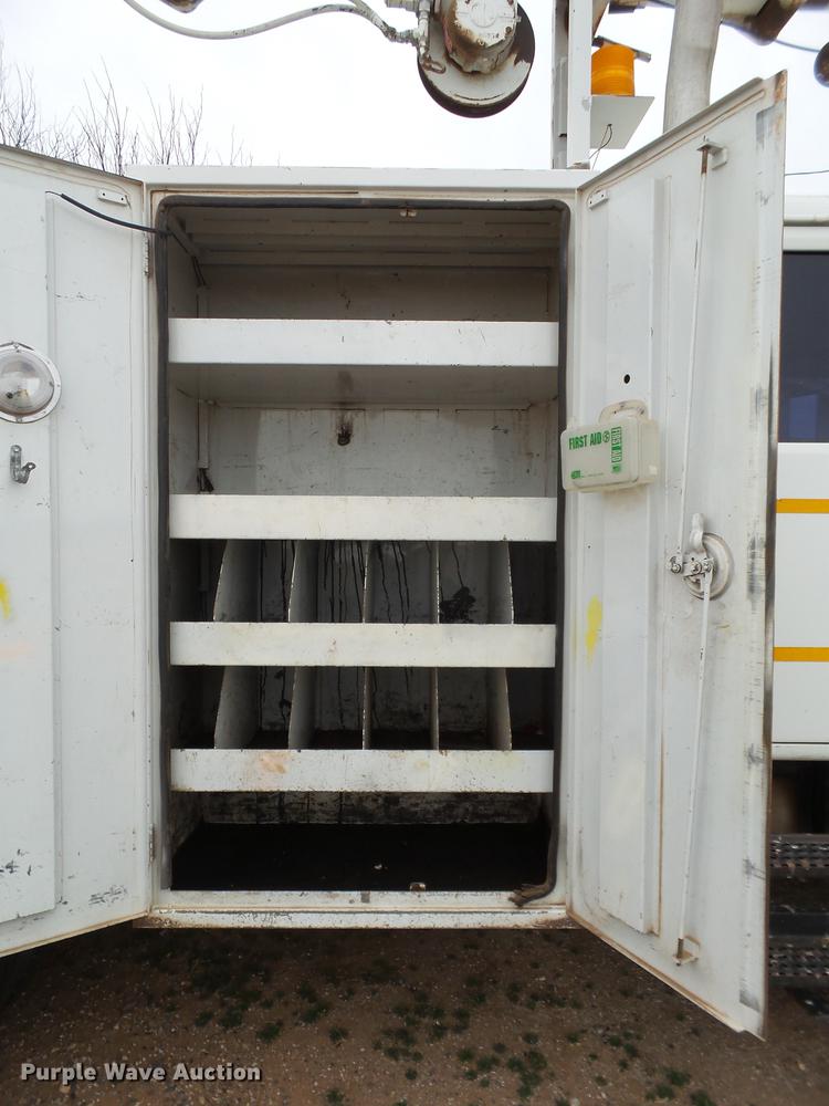 image for item DD1223 1998 International 4900 Crew Cab railroad service truck with crane