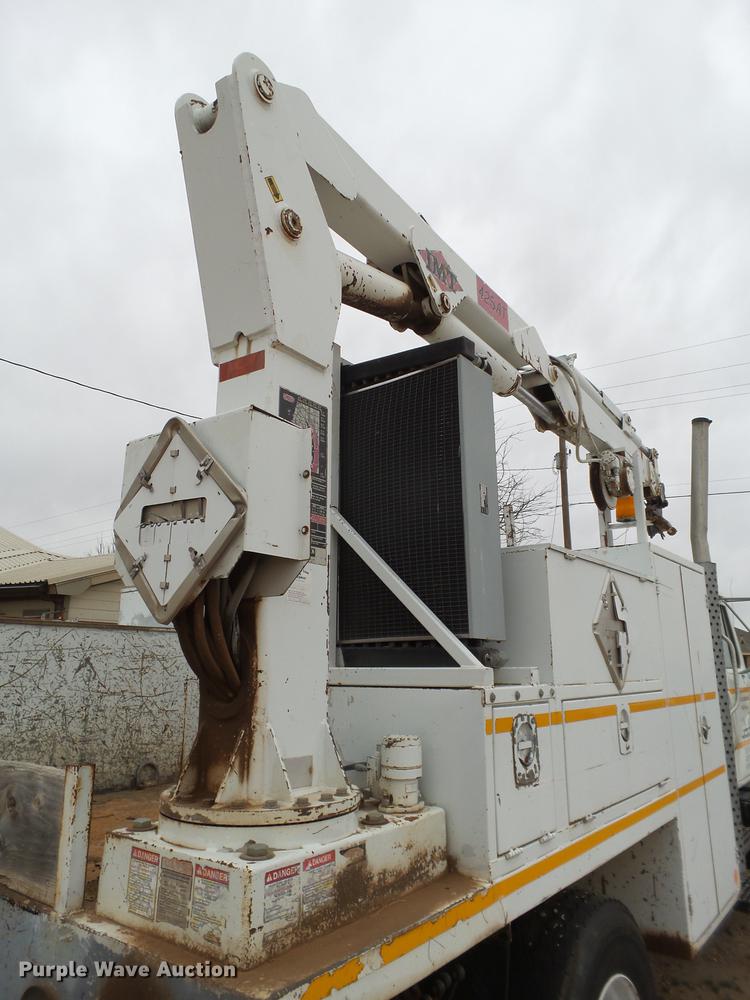 image for item DD1223 1998 International 4900 Crew Cab railroad service truck with crane