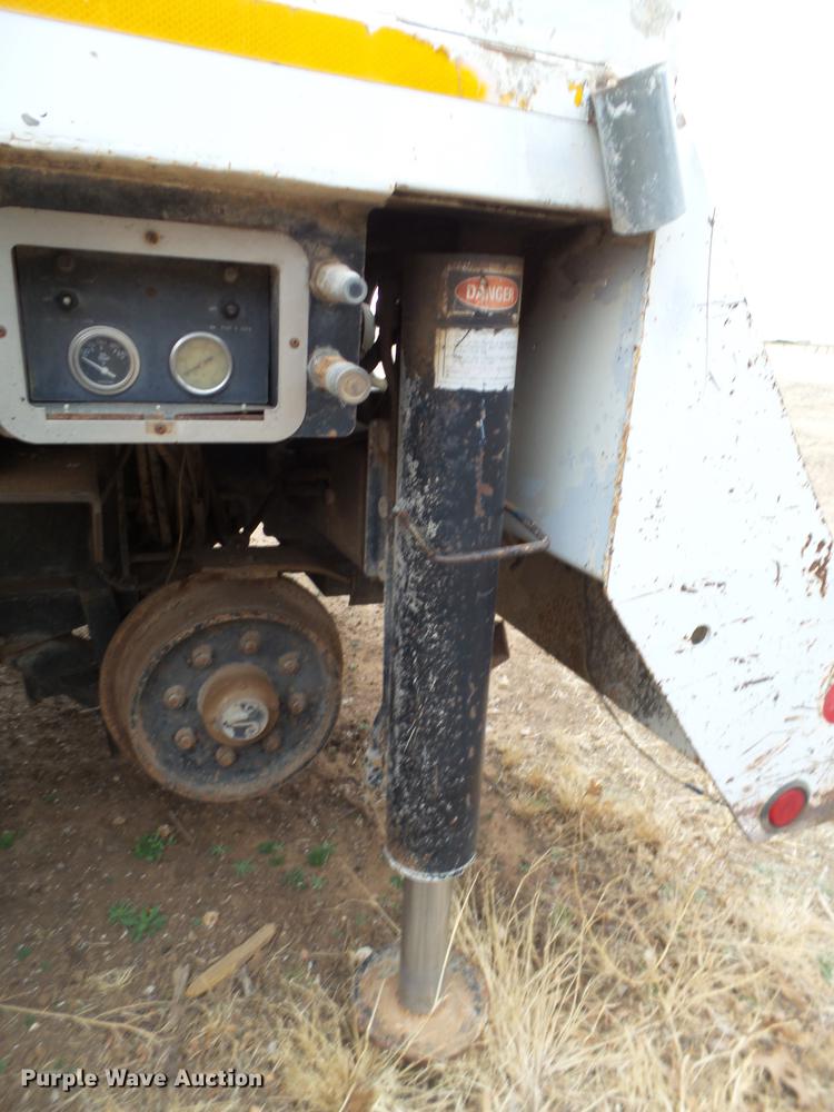 image for item DD1223 1998 International 4900 Crew Cab railroad service truck with crane