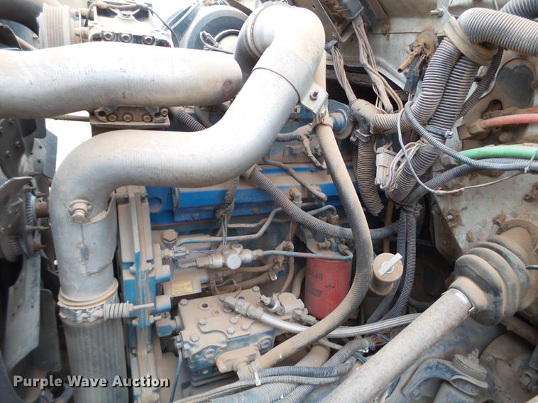 image for item DD1223 1998 International 4900 Crew Cab railroad service truck with crane