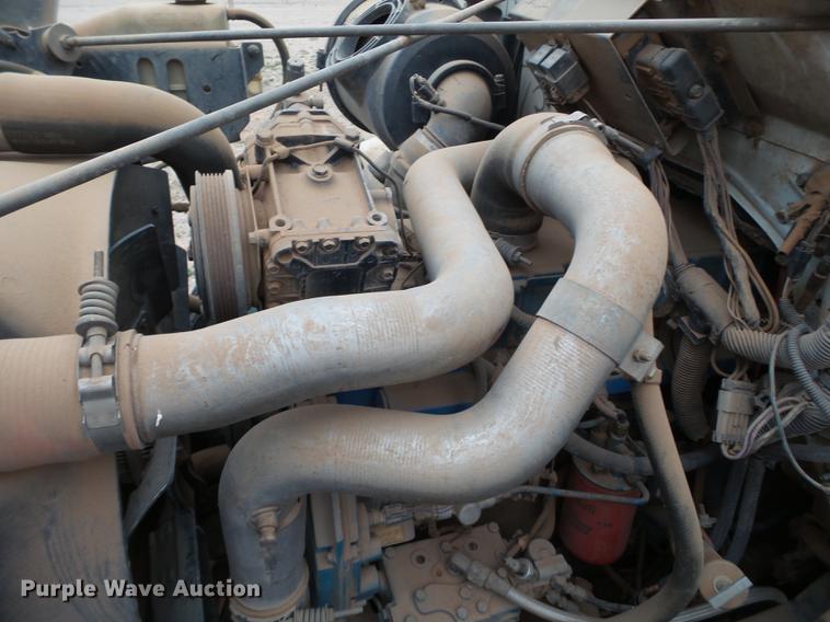 image for item DD1223 1998 International 4900 Crew Cab railroad service truck with crane