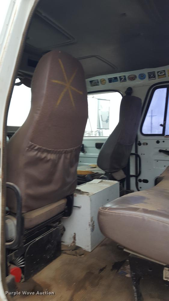 image for item DD1223 1998 International 4900 Crew Cab railroad service truck with crane