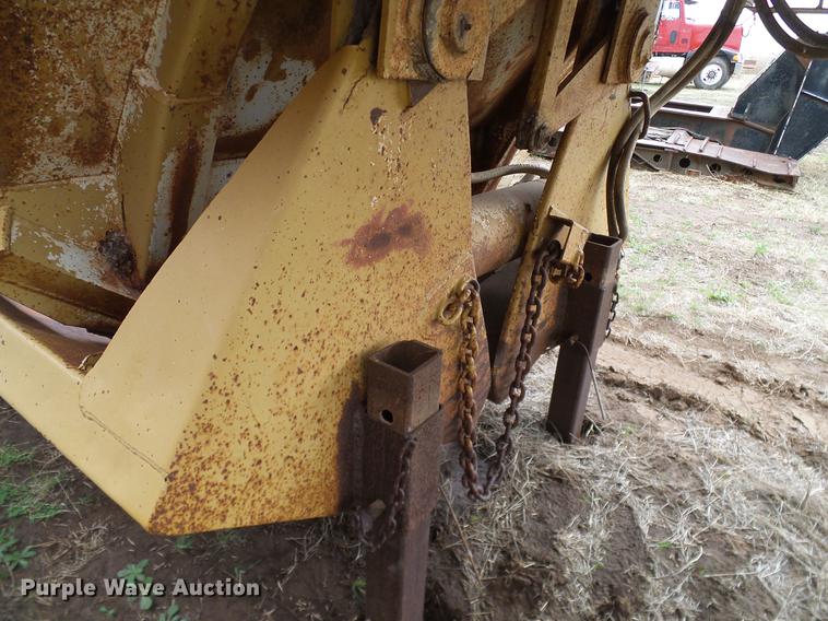 image for item DD1308 1980 Fruehauf DES-M2-1722/37-35 bottom dump trailer