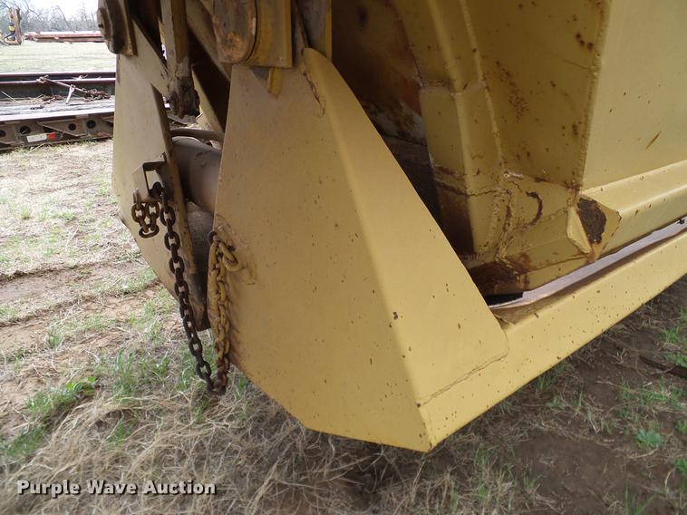 image for item DD1308 1980 Fruehauf DES-M2-1722/37-35 bottom dump trailer