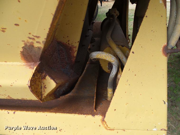 image for item DD1308 1980 Fruehauf DES-M2-1722/37-35 bottom dump trailer