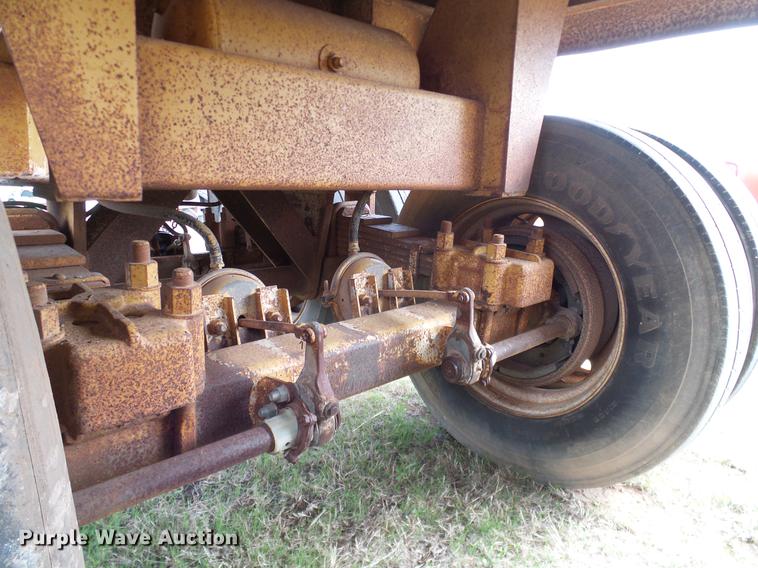 image for item DD1308 1980 Fruehauf DES-M2-1722/37-35 bottom dump trailer