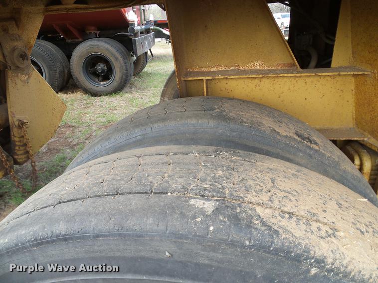 image for item DD1308 1980 Fruehauf DES-M2-1722/37-35 bottom dump trailer