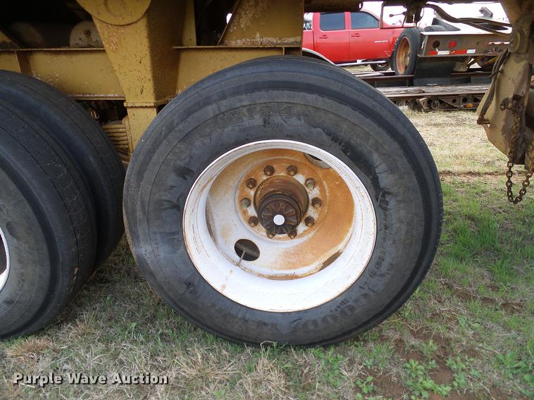 image for item DD1308 1980 Fruehauf DES-M2-1722/37-35 bottom dump trailer