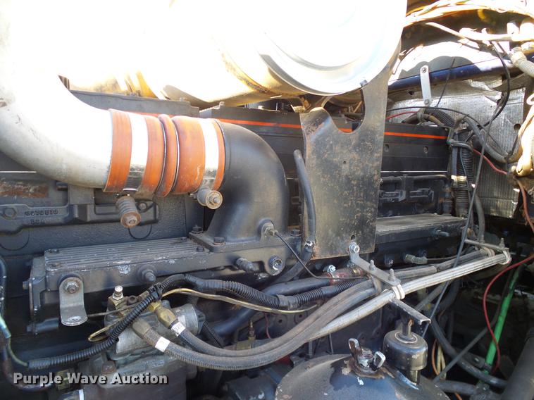 image for item DD1339 1993 Kenworth semi truck