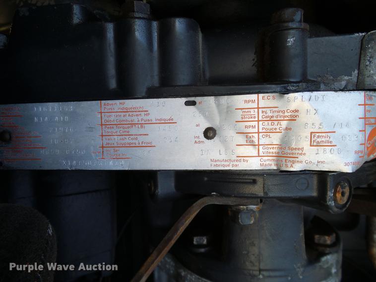 image for item DD1339 1993 Kenworth semi truck