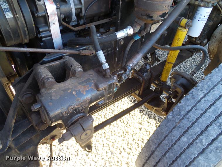 image for item DD1339 1993 Kenworth semi truck