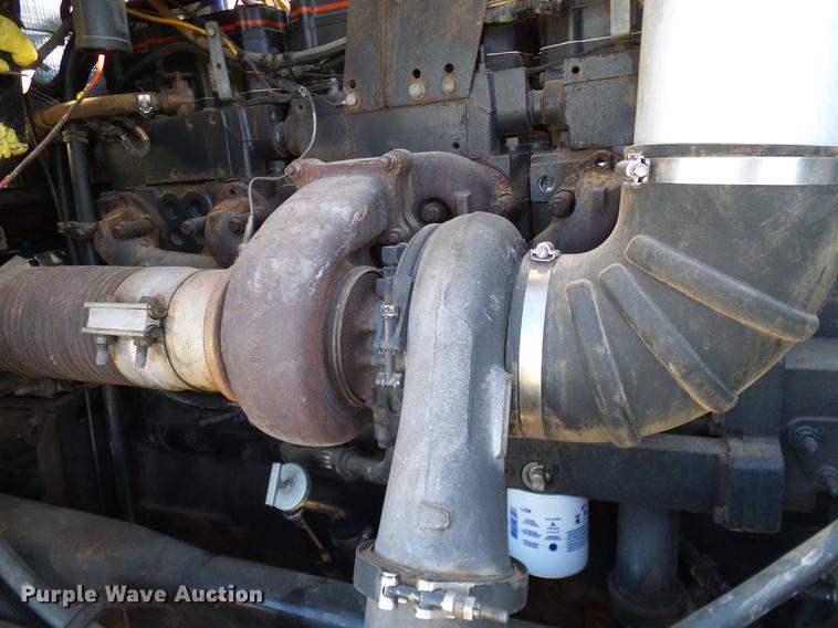 image for item DD1339 1993 Kenworth semi truck