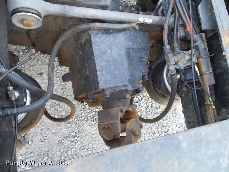 image for item DD1339 1993 Kenworth semi truck