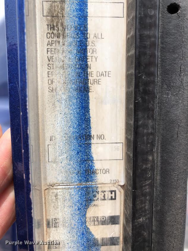 image for item DD1339 1993 Kenworth semi truck