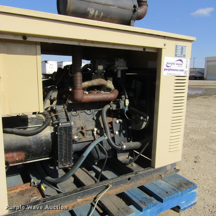 image for item DD2712 1998 Generac 00752-6 generator