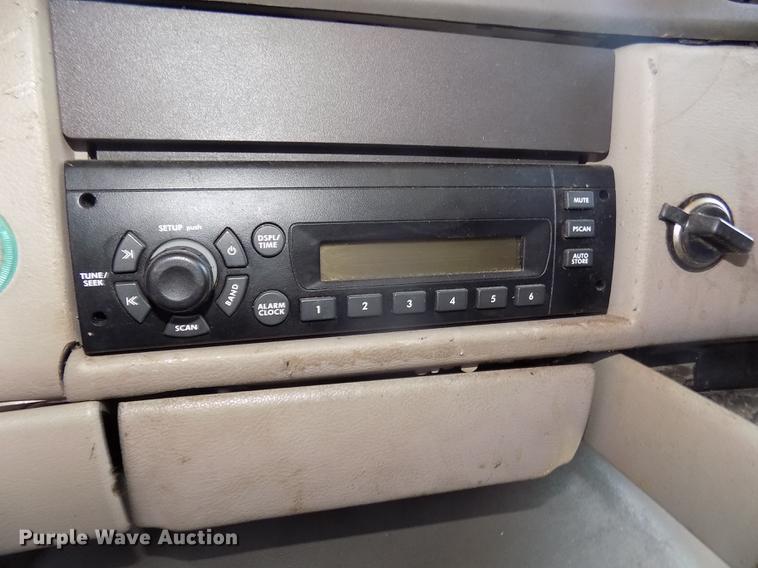 image for item DD2767 2009 Sterling L7500 oil distributor truck