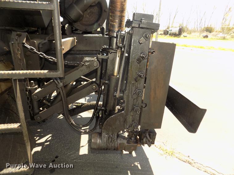 image for item DD2767 2009 Sterling L7500 oil distributor truck