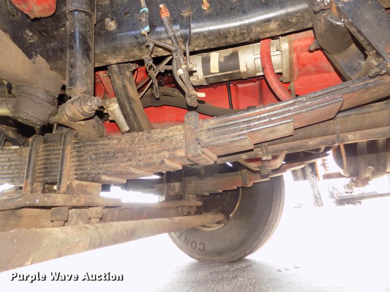 image for item DD2767 2009 Sterling L7500 oil distributor truck