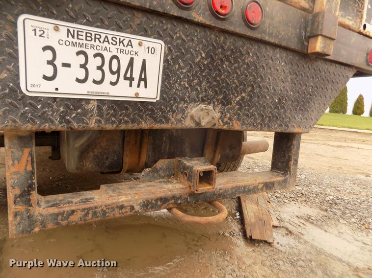 image for item DD2770 1999 Ford F350 Super Duty XLT SuperCab flatbed pickup truck