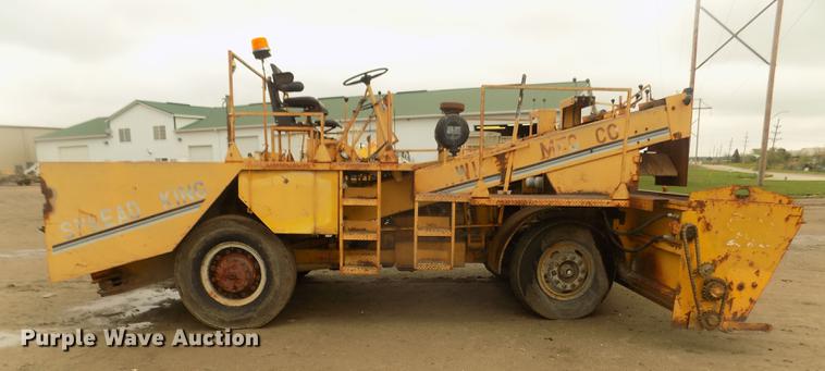 image for item DD2772 Spread-king WHS chip spreader