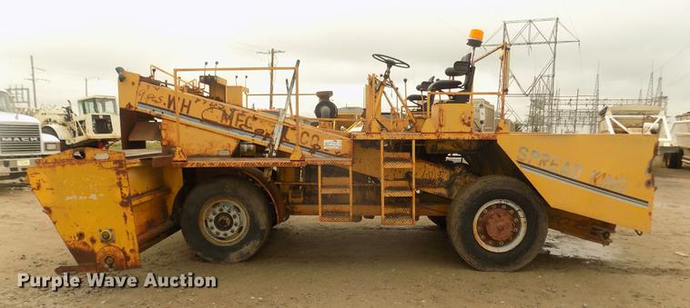 image for item DD2772 Spread-king WHS chip spreader