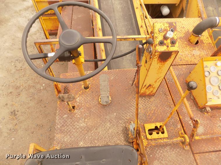 image for item DD2772 Spread-king WHS chip spreader