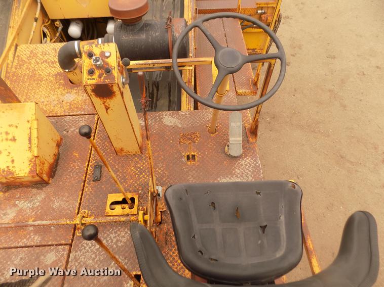 image for item DD2772 Spread-king WHS chip spreader