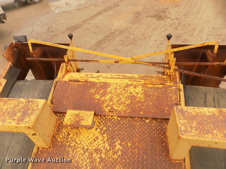 image for item DD2772 Spread-king WHS chip spreader