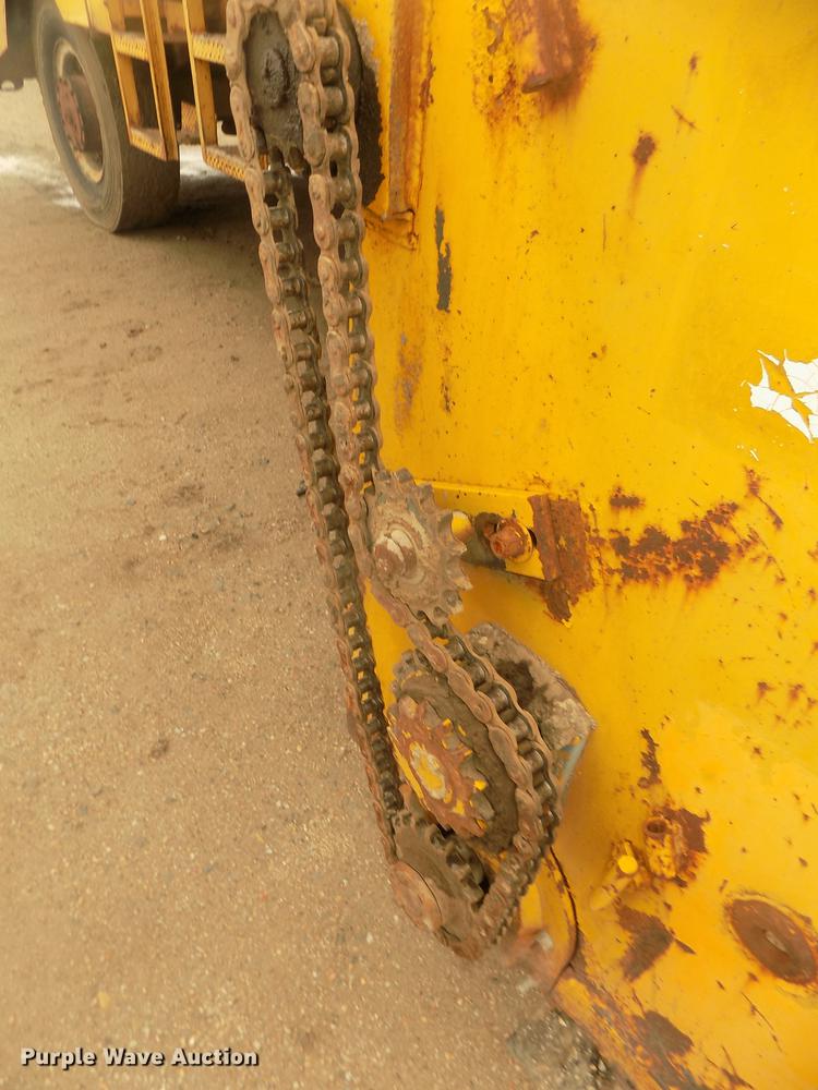 image for item DD2772 Spread-king WHS chip spreader