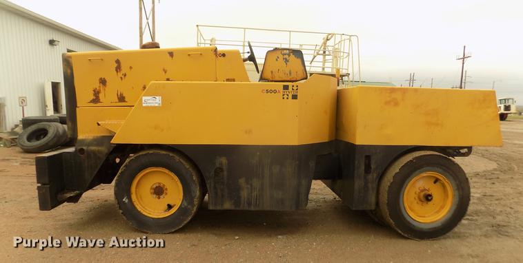 image for item DD2773 Hyster C500A pneumatic roller