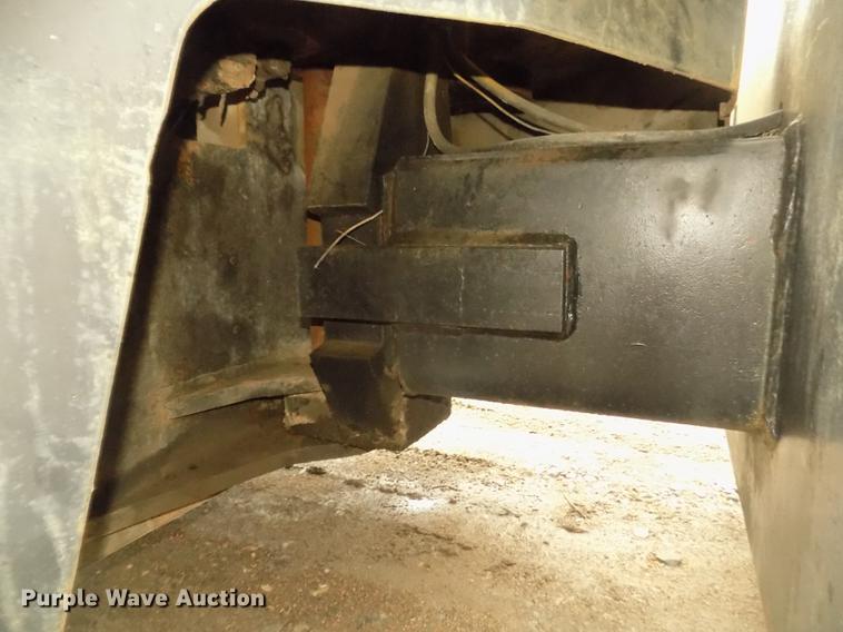 image for item DD2773 Hyster C500A pneumatic roller