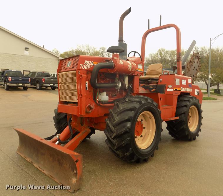 image for item DD2774 1998 Ditch Witch 8020T trencher