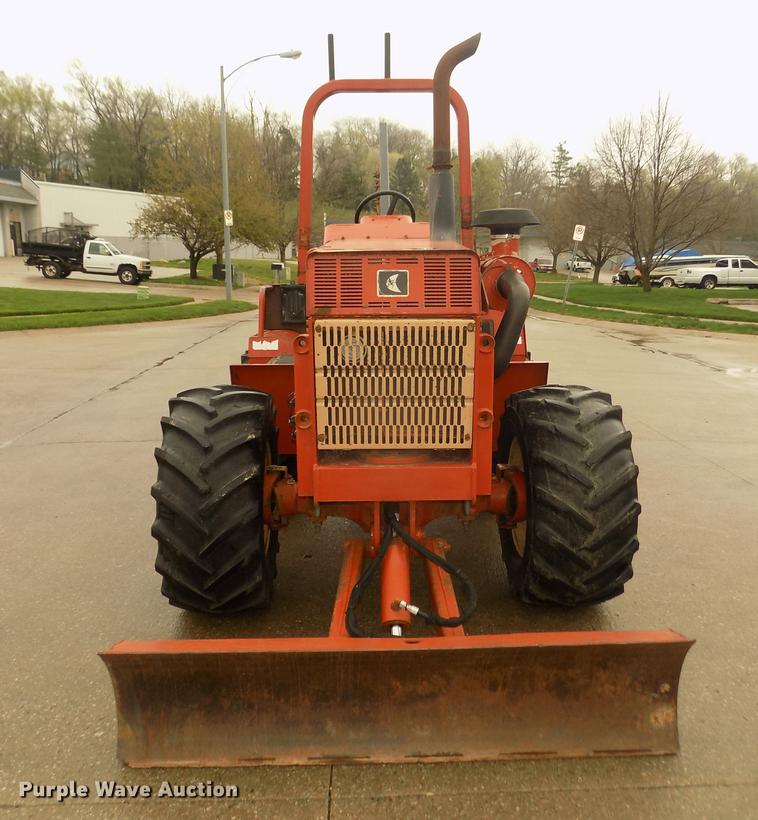 image for item DD2774 1998 Ditch Witch 8020T trencher
