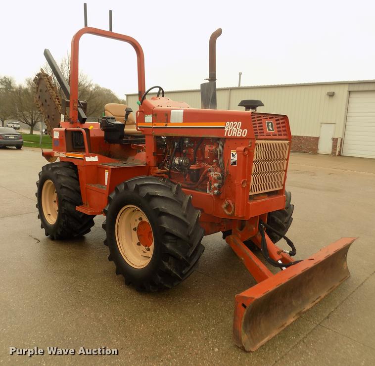 image for item DD2774 1998 Ditch Witch 8020T trencher