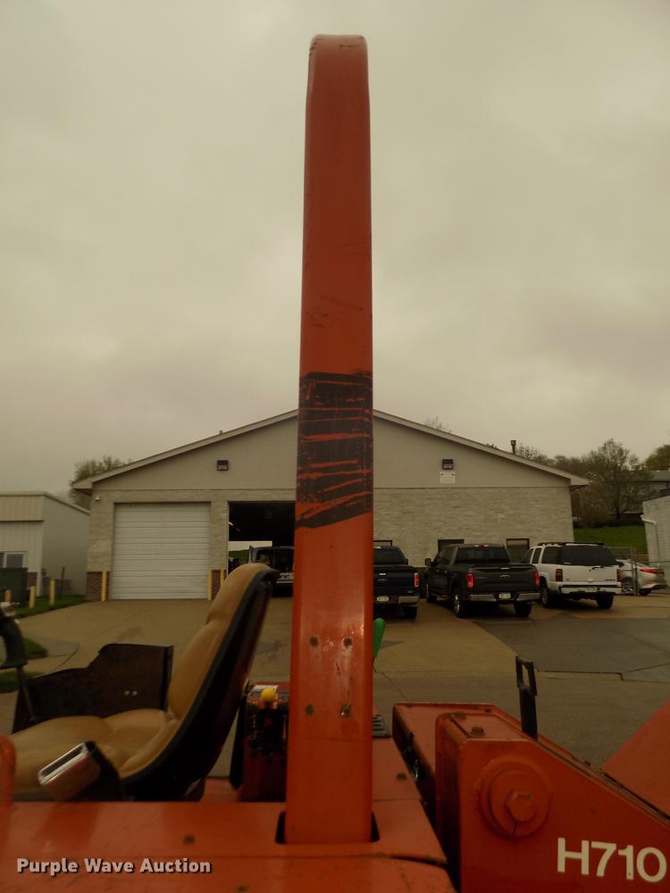 image for item DD2774 1998 Ditch Witch 8020T trencher