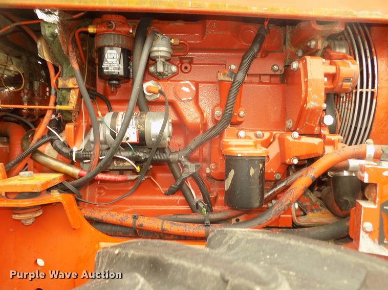 image for item DD2774 1998 Ditch Witch 8020T trencher