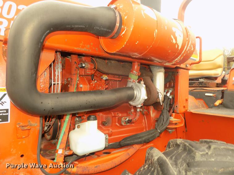 image for item DD2774 1998 Ditch Witch 8020T trencher