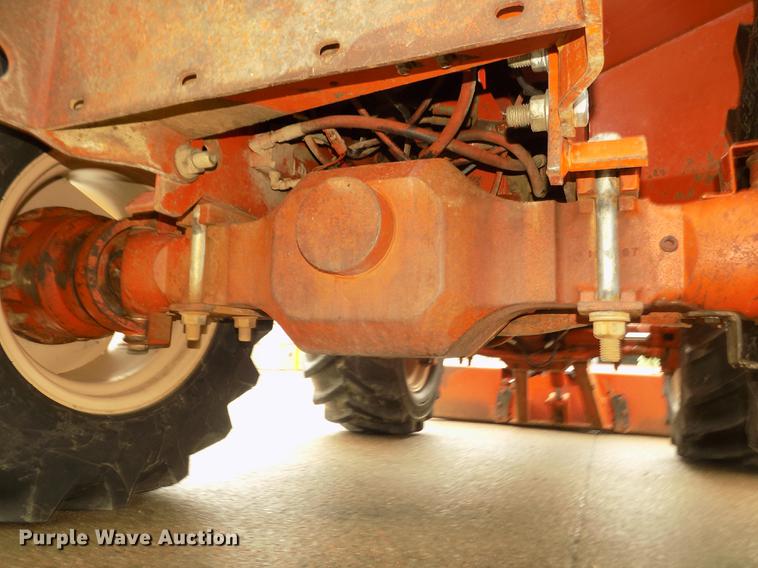 image for item DD2774 1998 Ditch Witch 8020T trencher