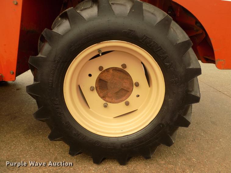 image for item DD2774 1998 Ditch Witch 8020T trencher