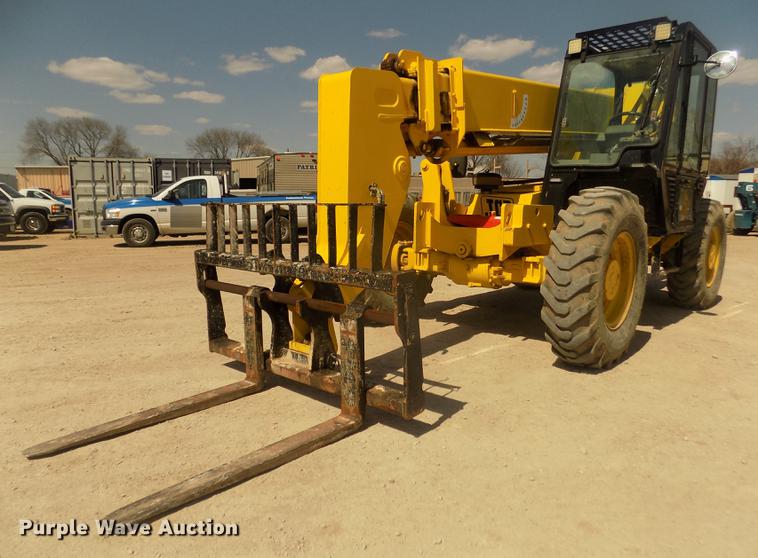 image for item DD2776 2002 JCB 506C HL telehandler